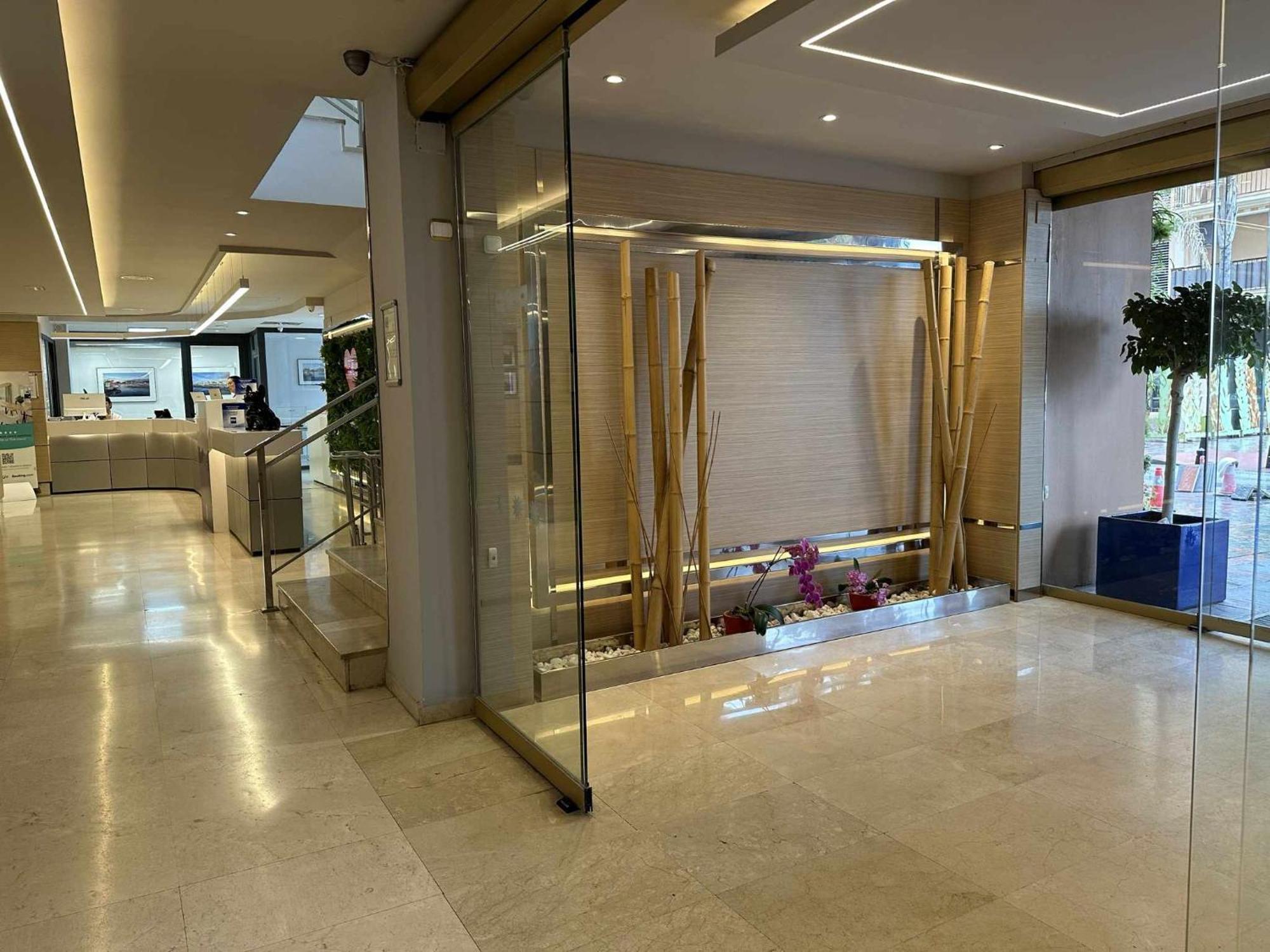 Estudio Pyr Privado Frente Al Puerto De Fuengirola Εξωτερικό φωτογραφία