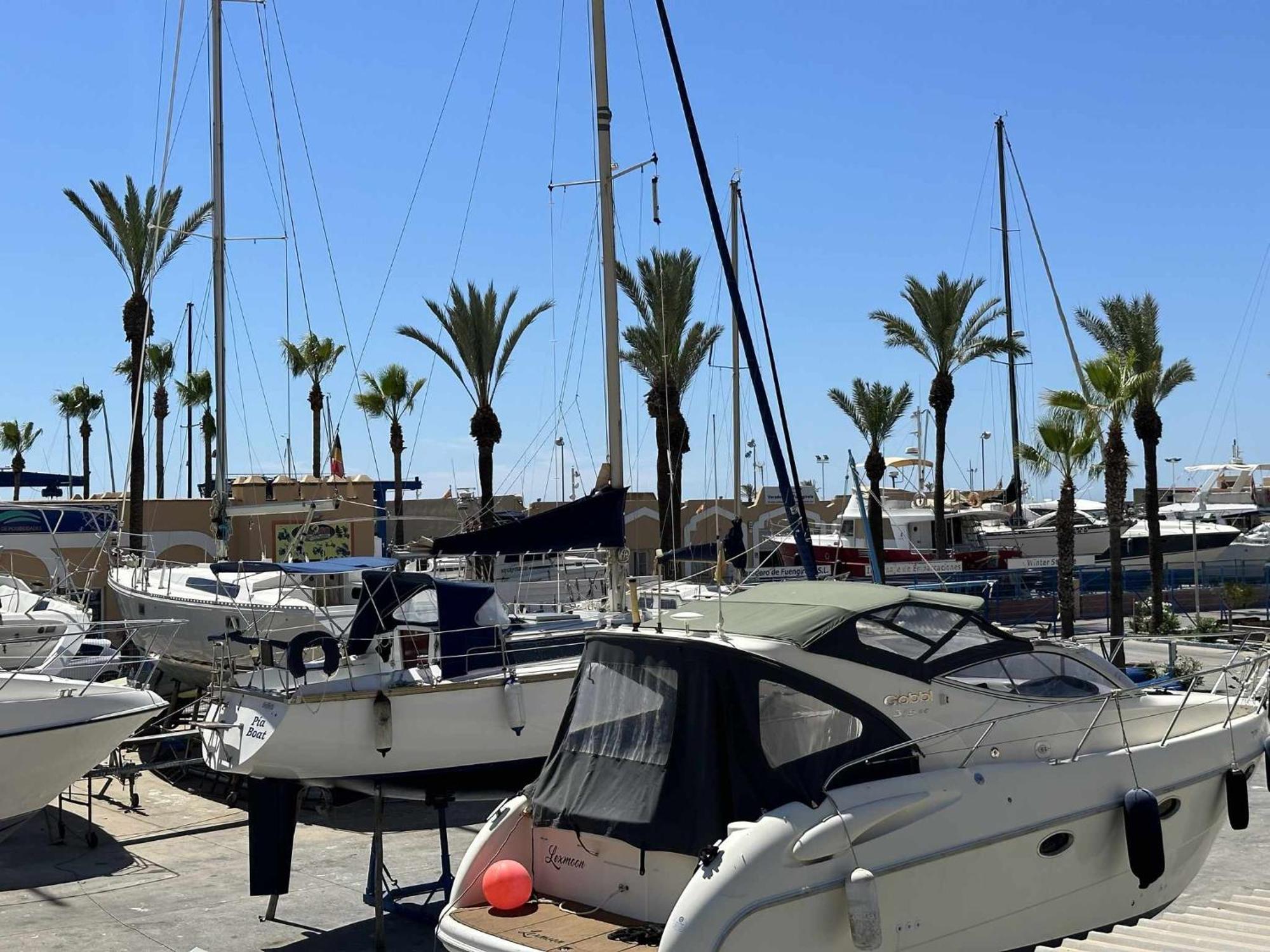 Estudio Pyr Privado Frente Al Puerto De Fuengirola Εξωτερικό φωτογραφία