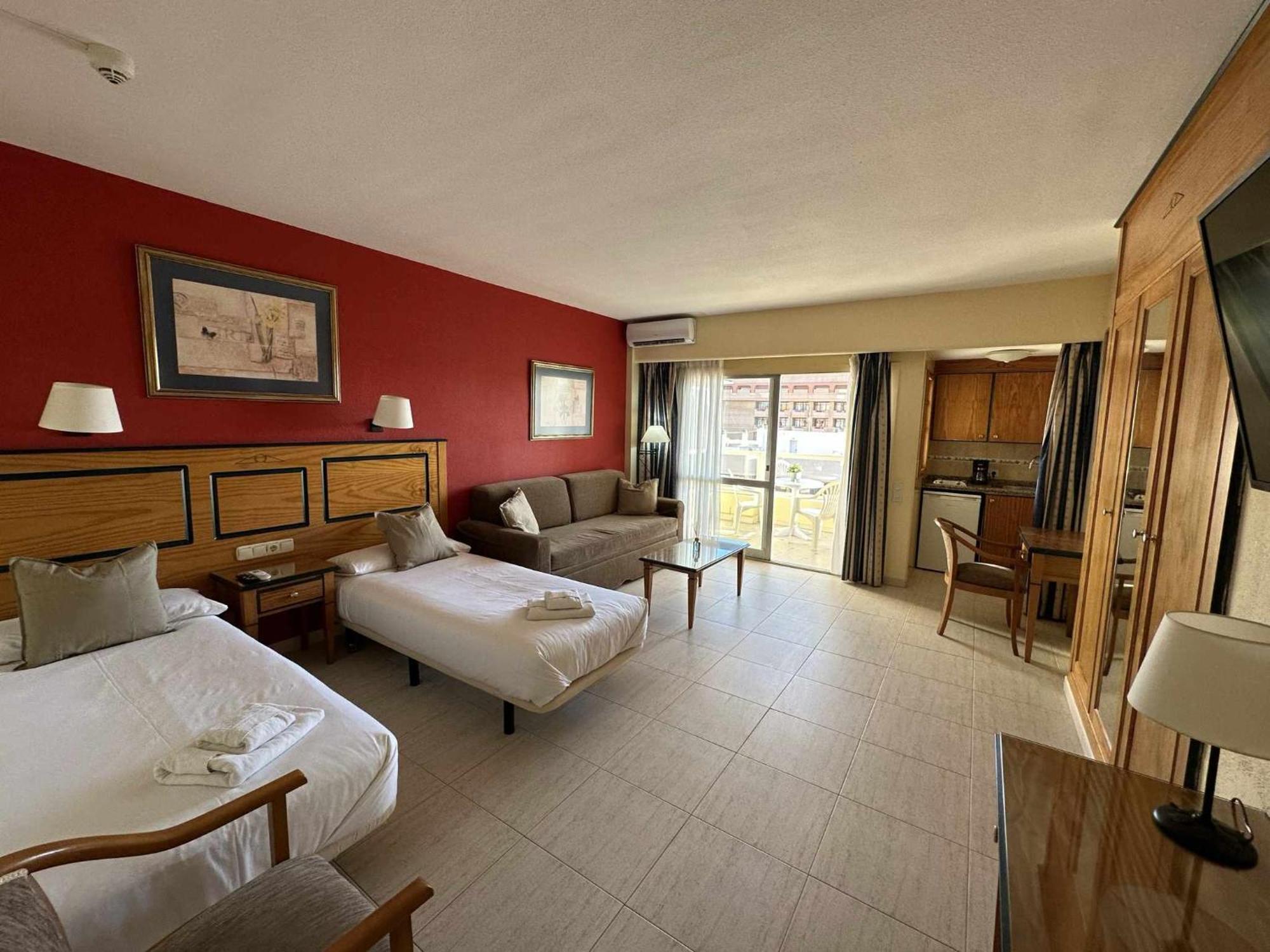 Estudio Pyr Privado Frente Al Puerto De Fuengirola Εξωτερικό φωτογραφία